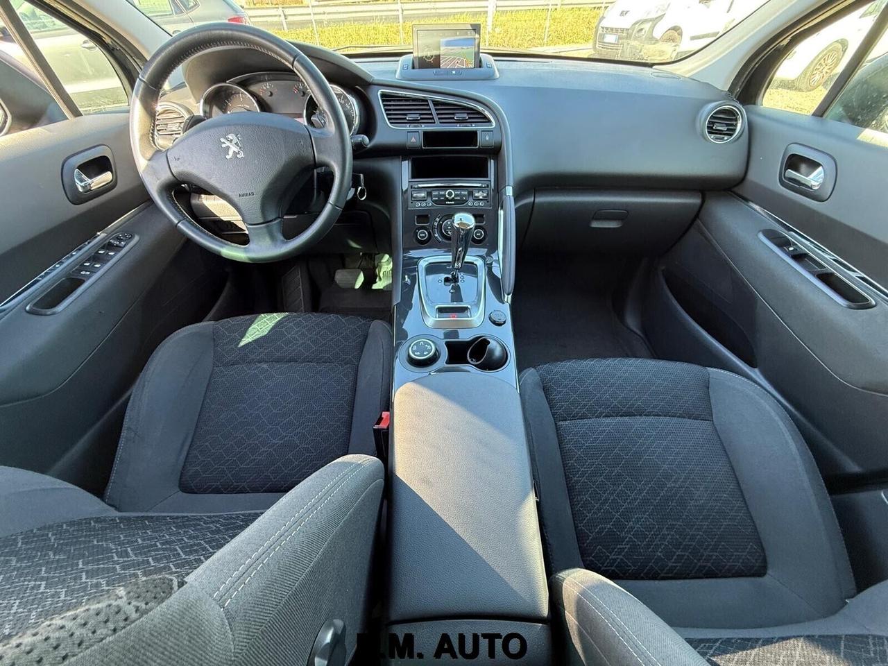 Peugeot 5008 1.6 HDi 115CV Business