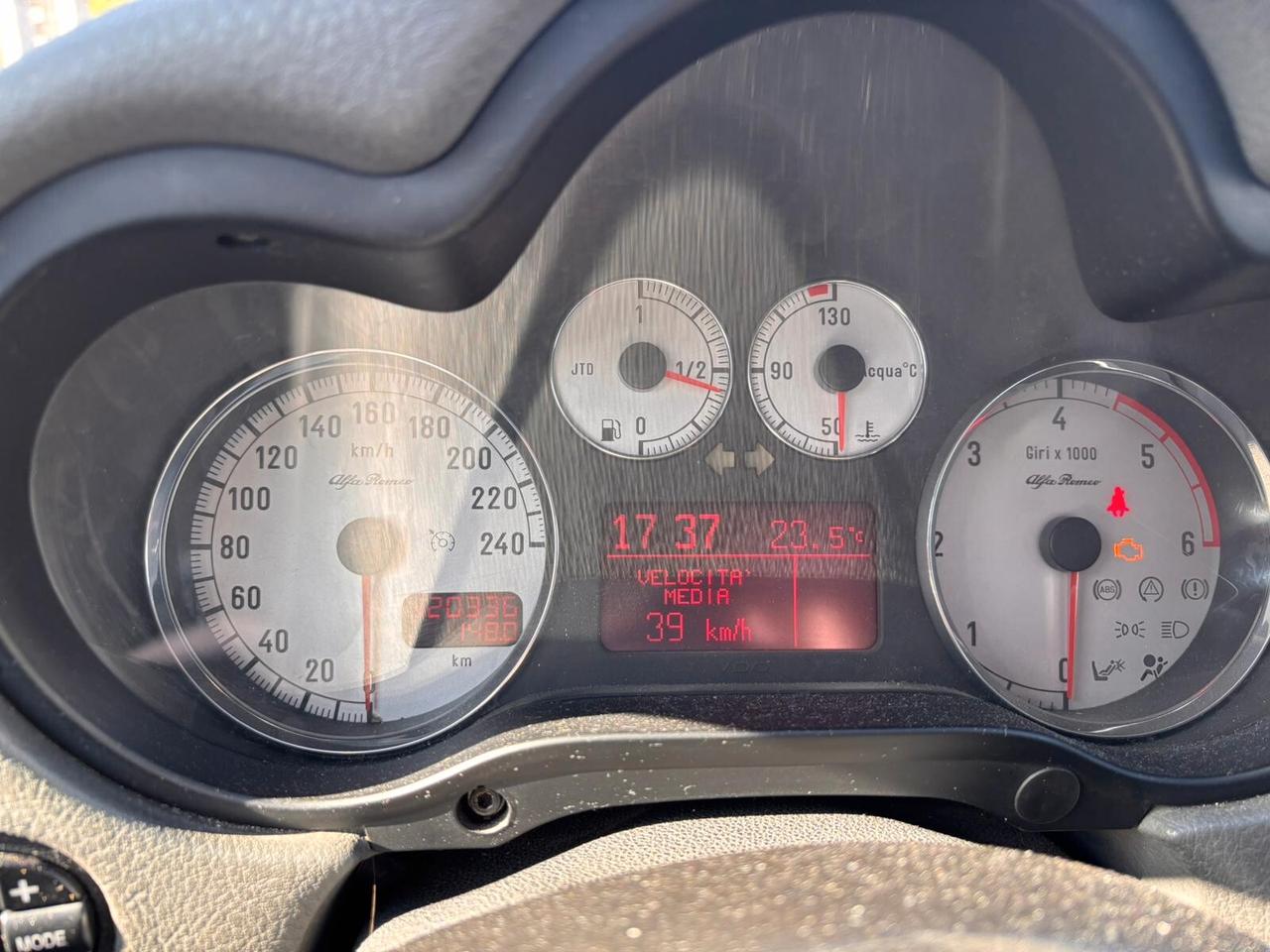 Alfa Romeo 147 1.9 JTD M-JET 16V 5 porte Prog.
