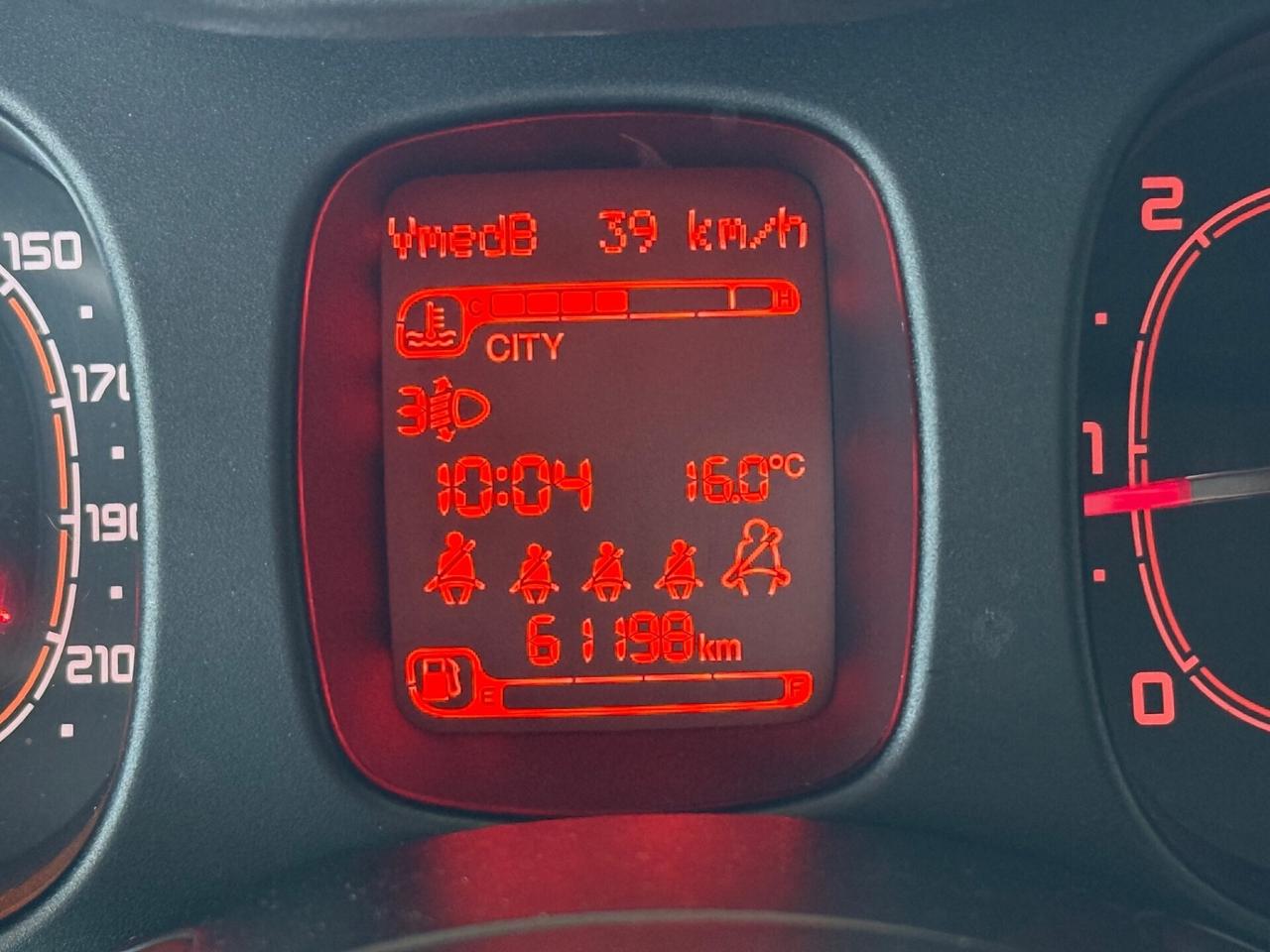 Solo da QUALITYCARS PESCARA INTROVABILE Fiat Panda 1.3 MJT 95 CV S&S 4x4