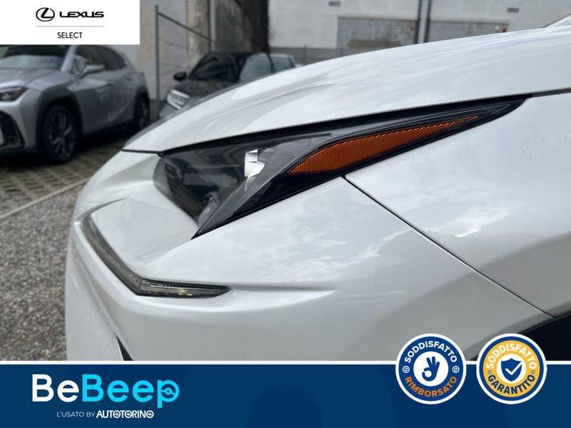 Lexus NX 300H 2.5 PREMIUM 4WD CVT