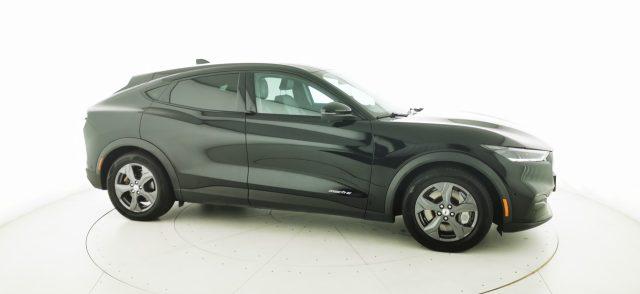 FORD Mustang Mach-E Standard Range 269 CV rwd (430 km di autonomia)