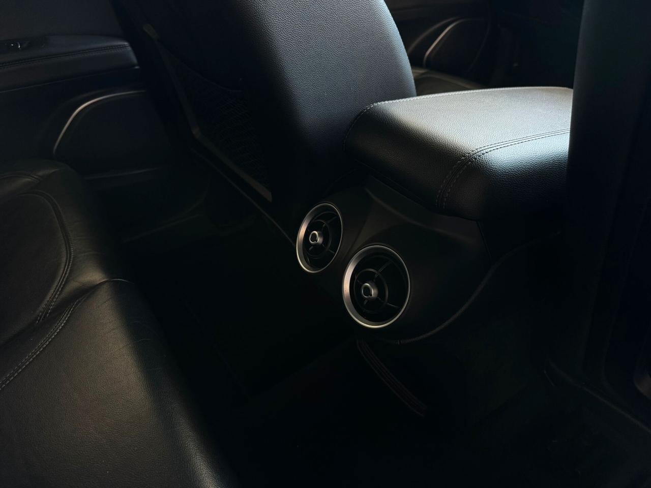 Alfa Romeo Stelvio 2.2 Turbodiesel 180 CV AT8 Q4 Executive