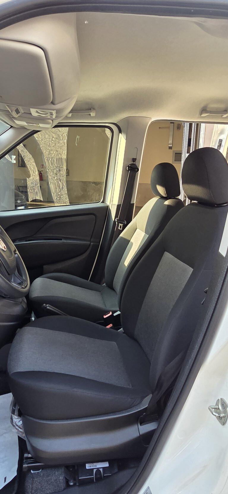 Fiat DOBLO' 1.6 MTJ 90 CV CARGO CH1 EASY - 5 POSTI - KM. 18.000 CERTIFICATI! UNICO PROPRIETARIO!