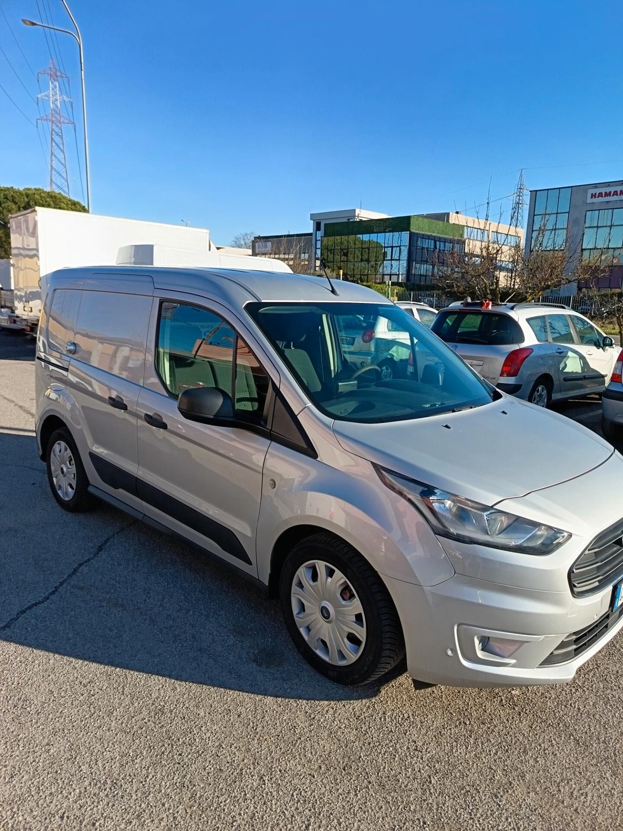 Ford Tourneo Connect 1.5 EcoBlue 100 CV Titanium
