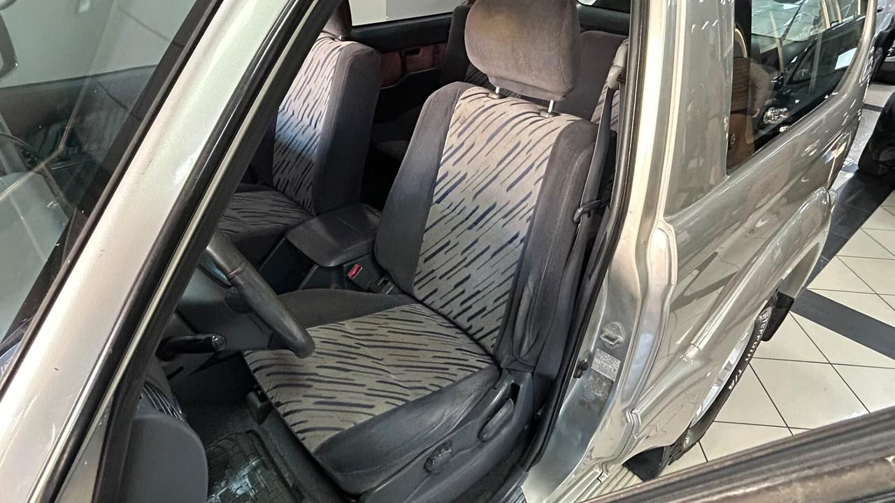 Toyota Land Cruiser 3.0 turbodiesel 3 porte KZJ90 GX