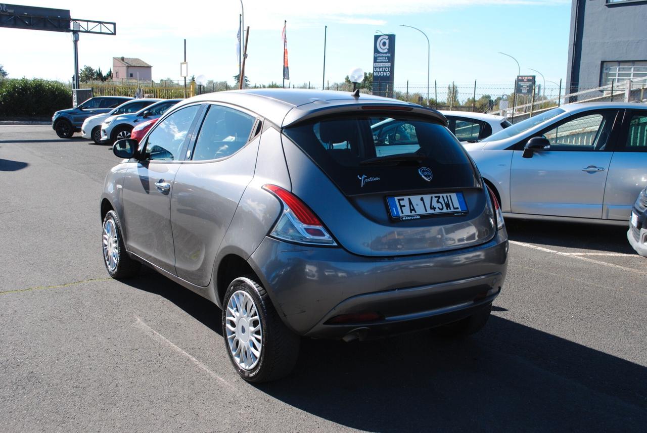 LANCIA YPSILON 0.9 84 CV BENZ/METANO
