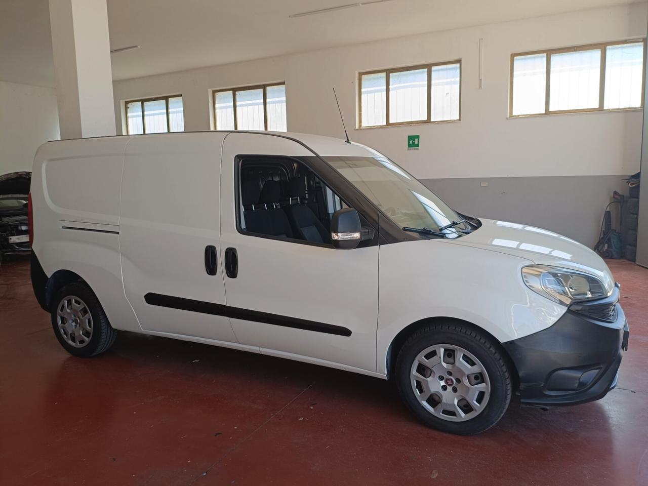 Fiat Doblo Doblò 1.4 T-Jet Natural Power PL-TN Cargo Maxi Lamierato