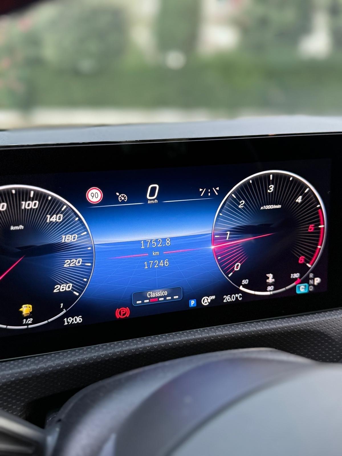 Mercedes-Benz Classe A 180d AMG Line Premium