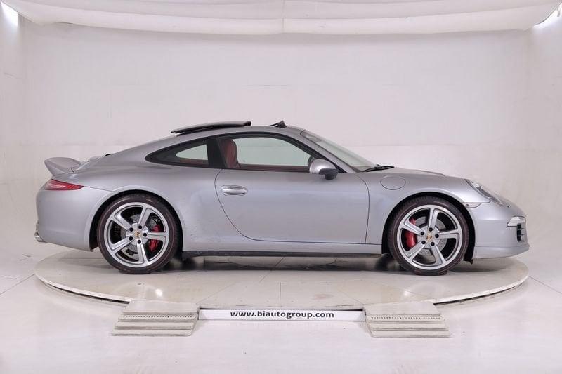 Porsche 911 Carrera 991 Coupe Coupe 3.8 Carrera 4S