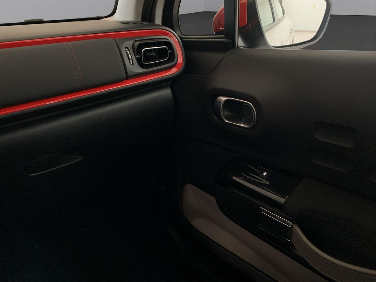 Citroen C3 1.2 puretech Shine s&s 83cv