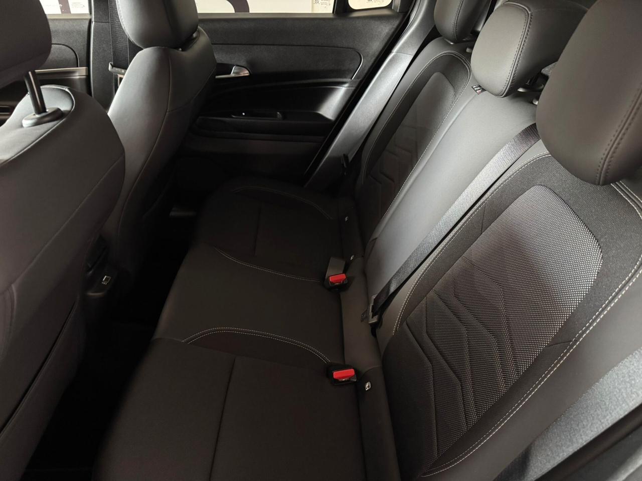 Jeep Avenger 1.2 Turbo 100 CV Summit