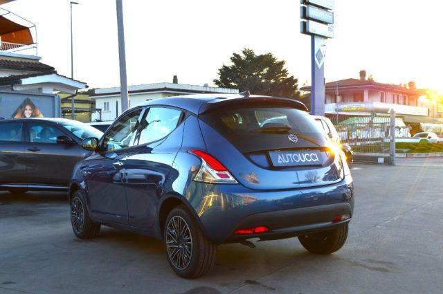 LANCIA Ypsilon 1.0 FireFly Hybrid Oro