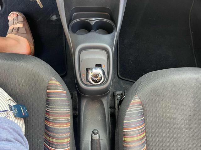 CITROEN C1 VTi 68 ETG 5 porte Shine
