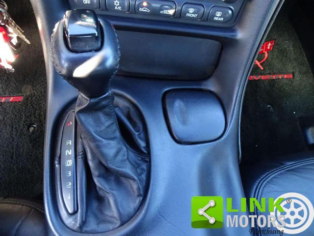 CHEVROLET Corvette C5 5.7 V8 Coupé