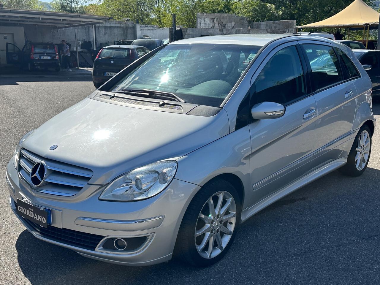 Mercedes-benz B 200 cdi automatico