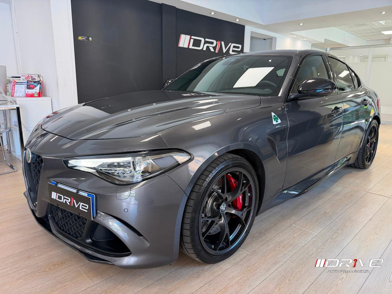 ALFA ROMEO Giulia (2016) Giulia 2.9 V6 Bi-Turbo...