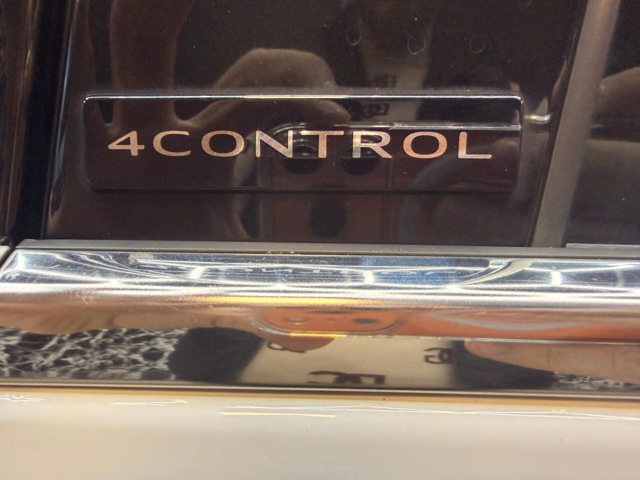 Renault Espace dCi 160CV EDC Energy Initiale Paris 4Control