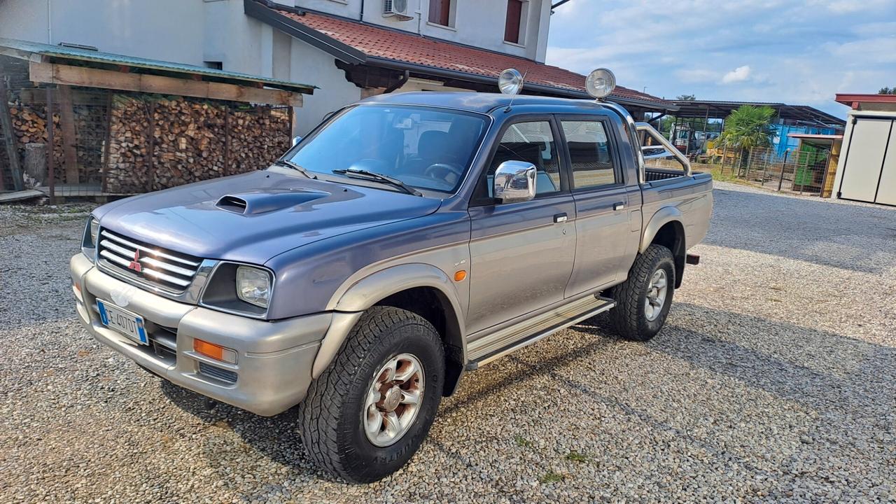 Mitsubishi L200 2.5 TDI 4WD Double Cab Pick-up GLX
