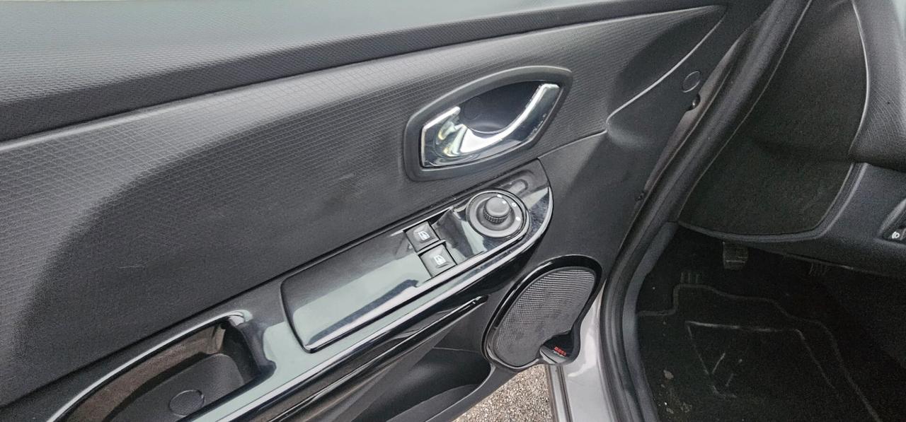 Renault Clio 1.5 dCi 8V 90CV Start&Stop 5 porte Energy