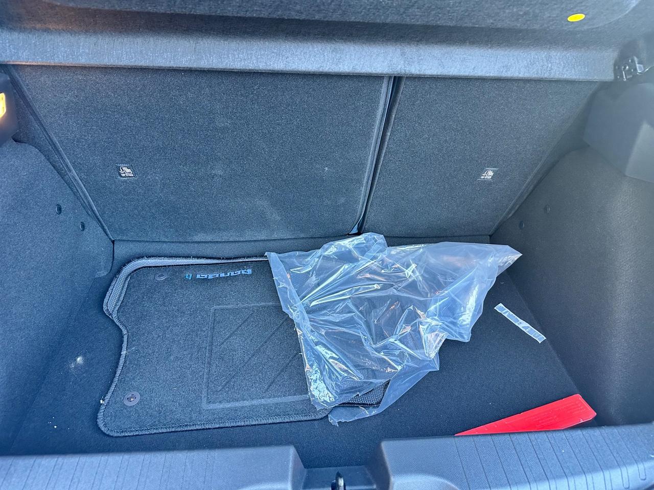 Fiat Grande Panda 1.2 Hybrid 110 CV S&S La Prima