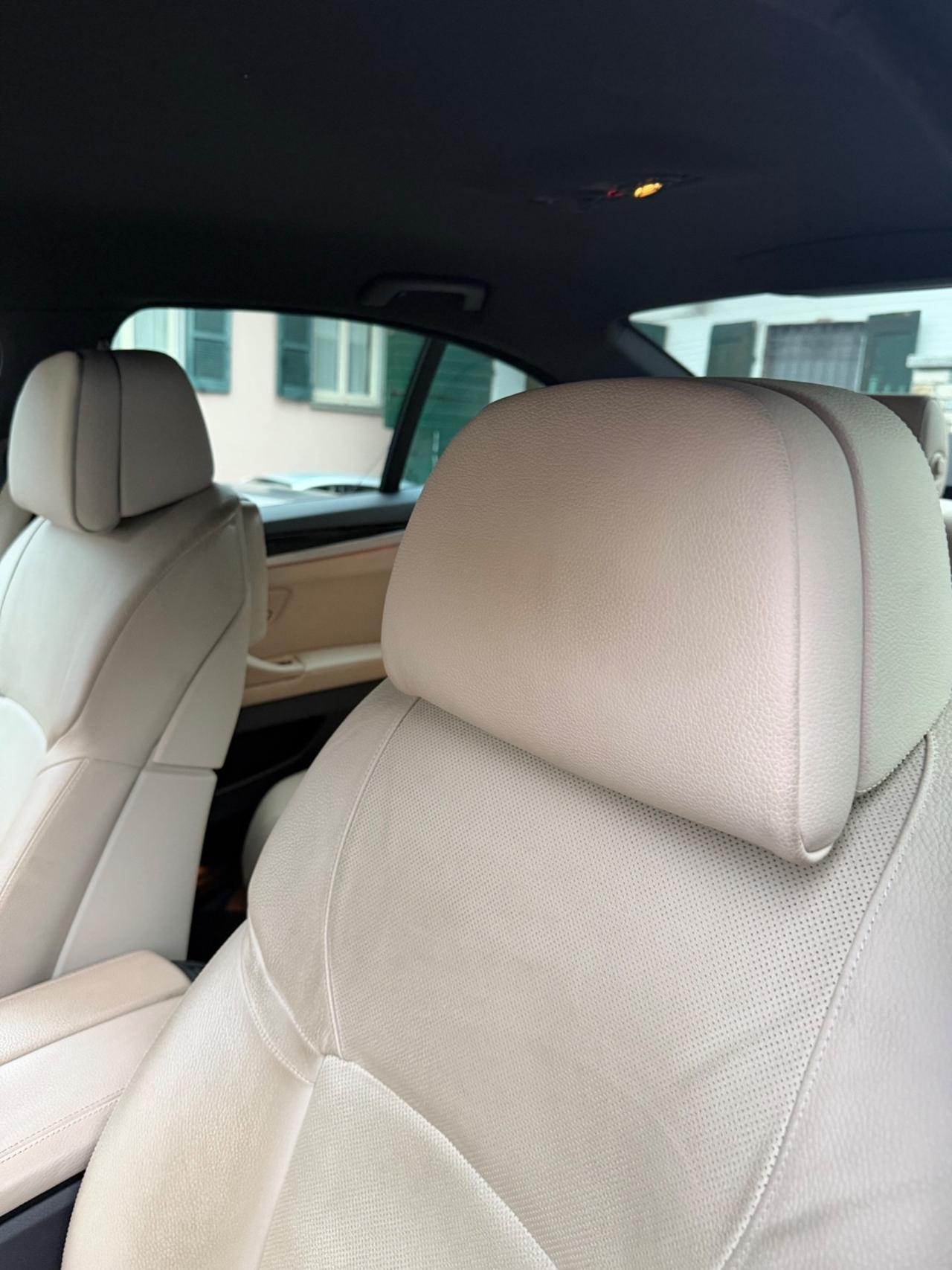 Bmw 550i MSPORT PELLE NAVI PRO KMCERT UNICOPR