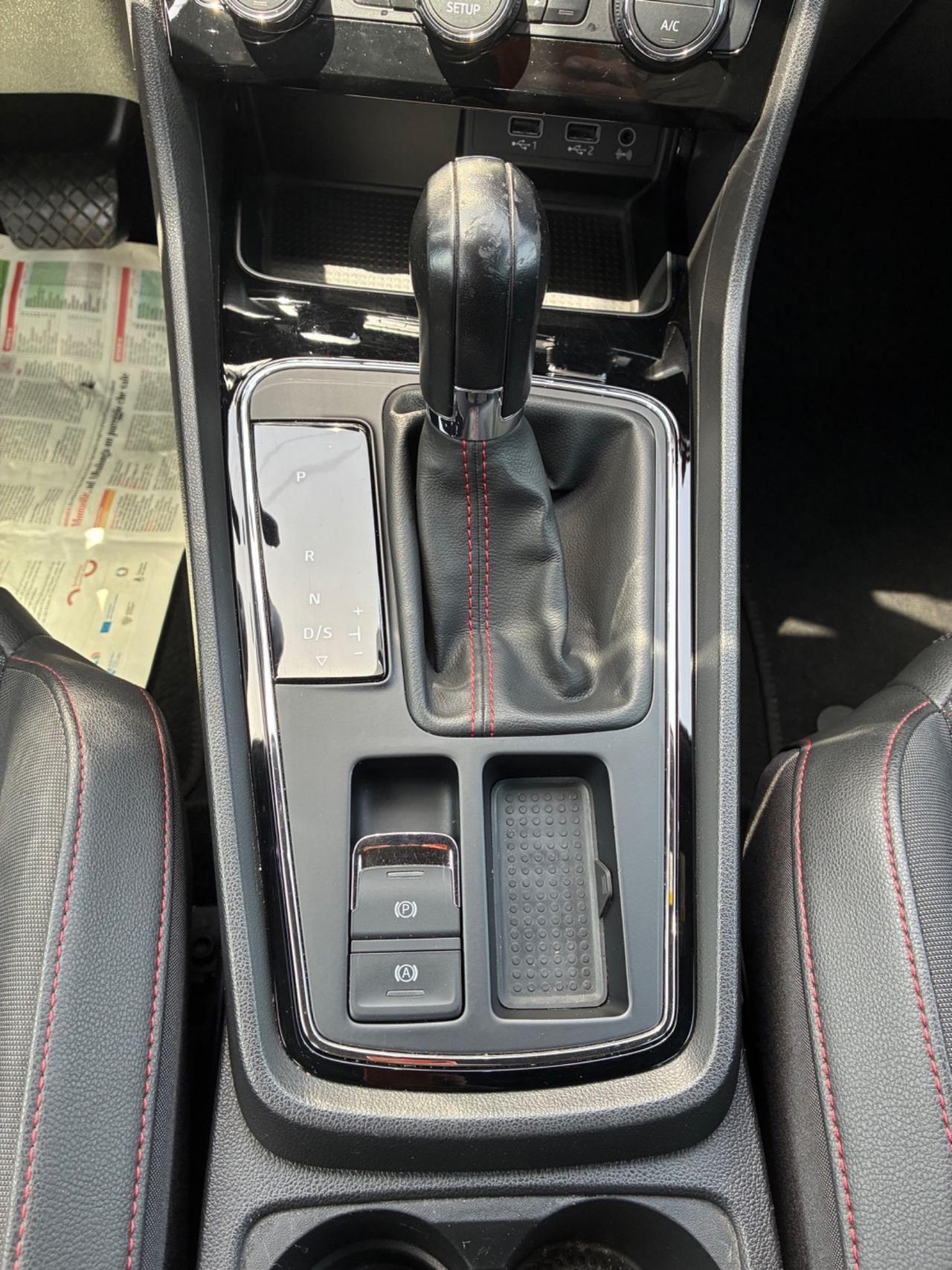 Seat Leon 1.6 TDI 115 CV DSG 5p. Business