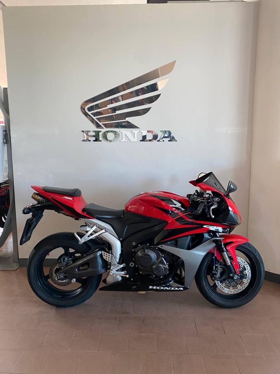 Honda CBR 600 RR