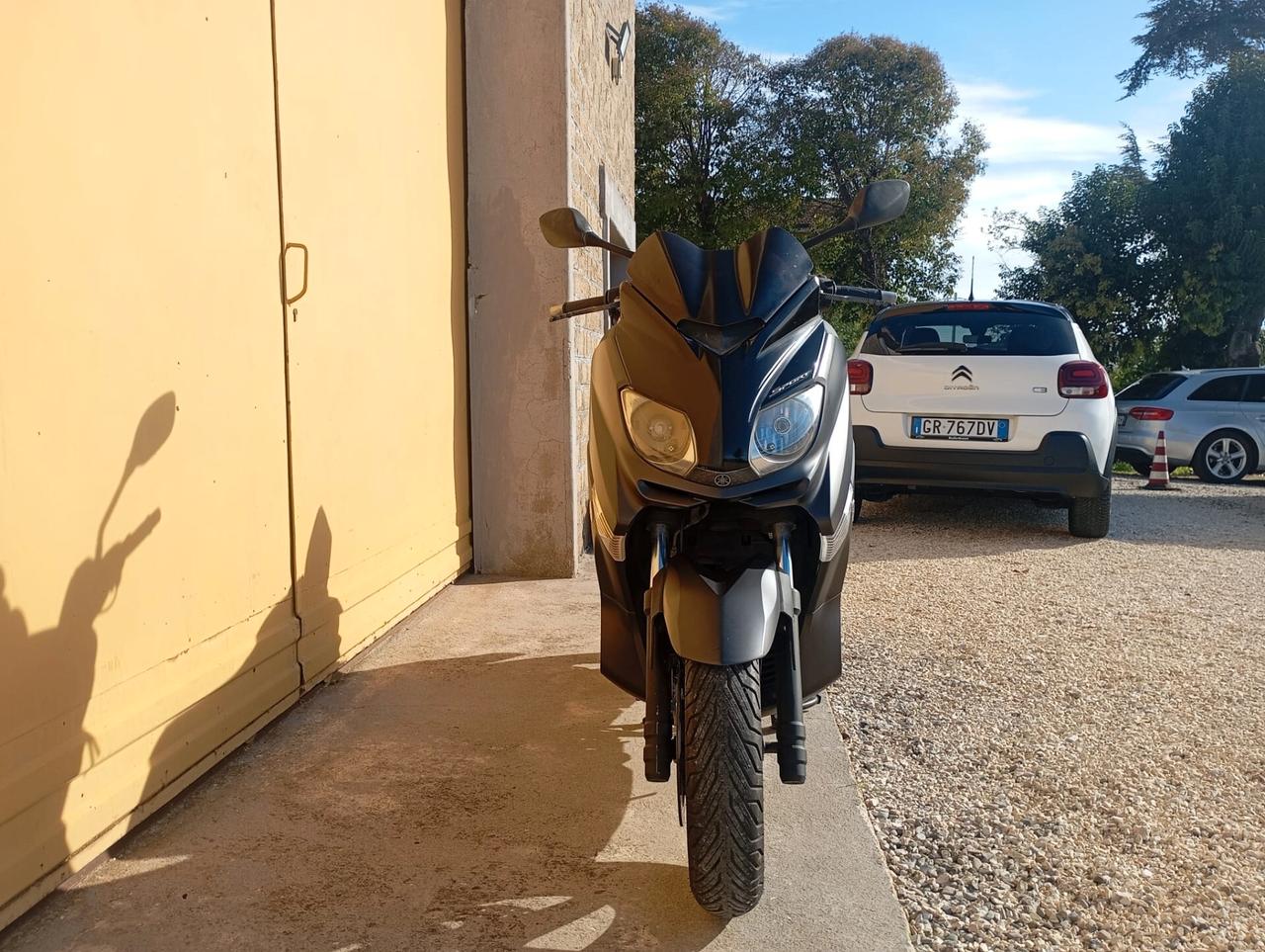 Yamaha X-Max 250 Sport Gomme + Tagliando Nuovi