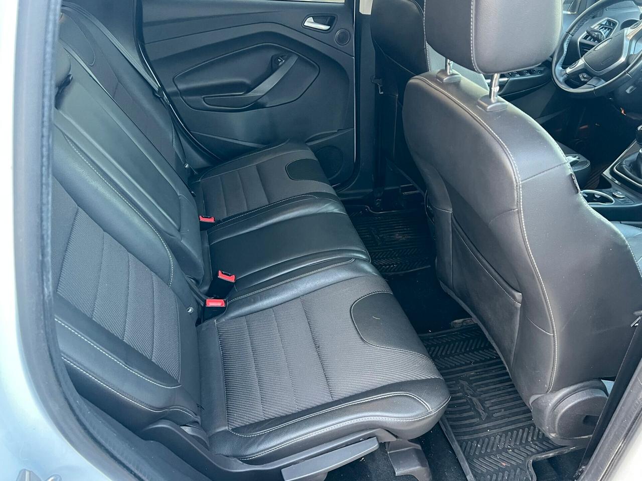 Ford Kuga 2.0 TDCI 120 CV S&S 2WD Titanium