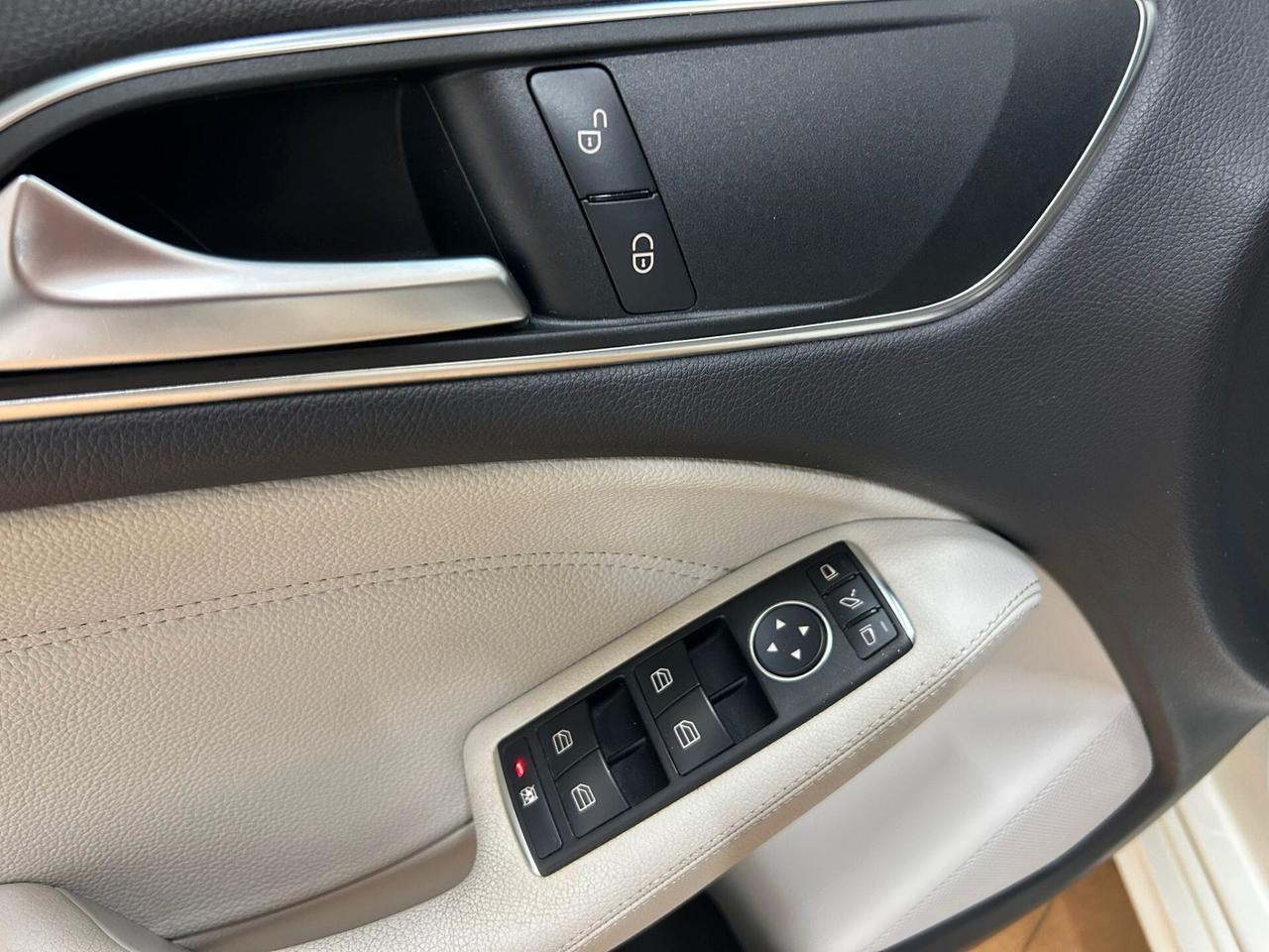 Mercedes-benz B 200 d Automatic Premium