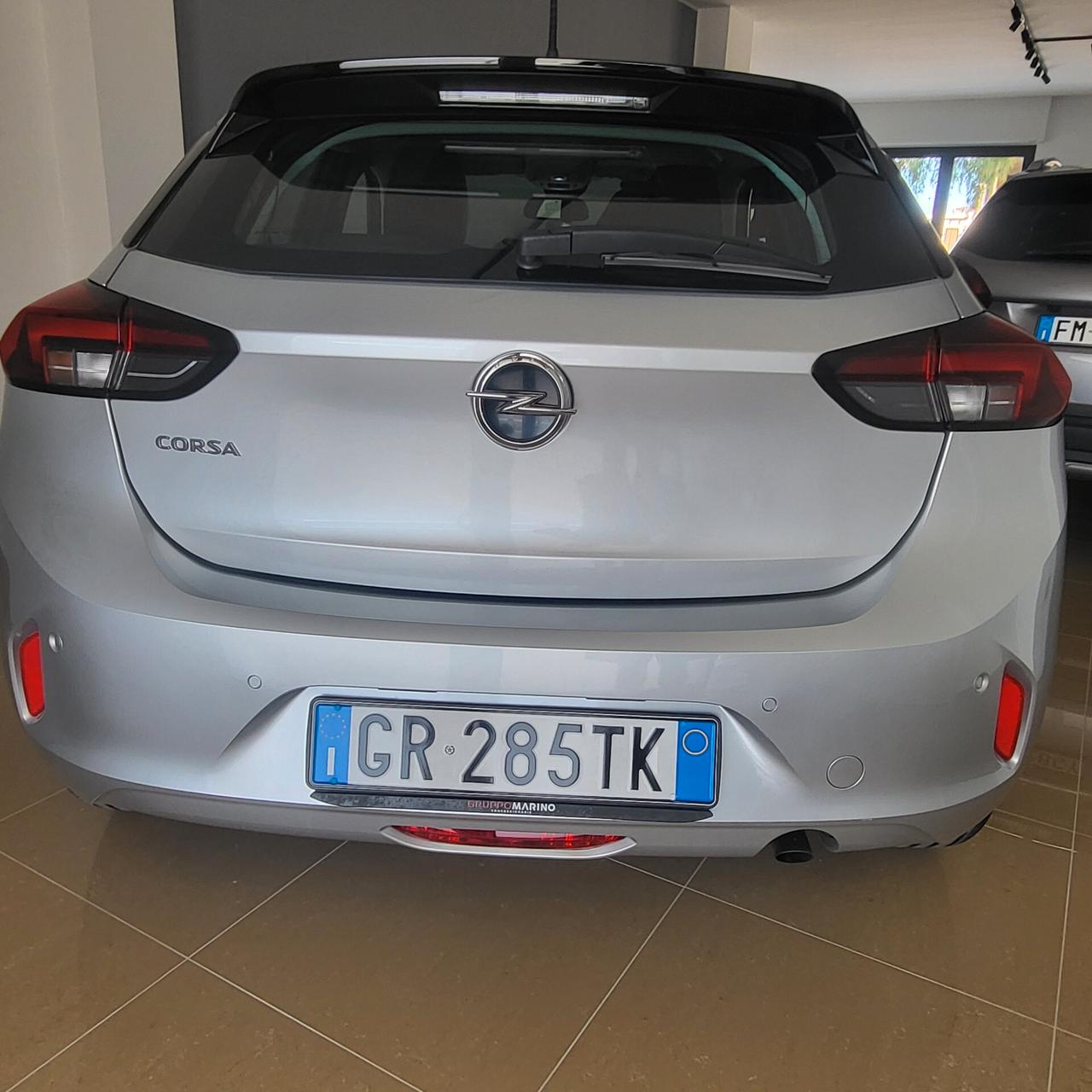 Opel Corsa 1.2 100 CV Design & Tech