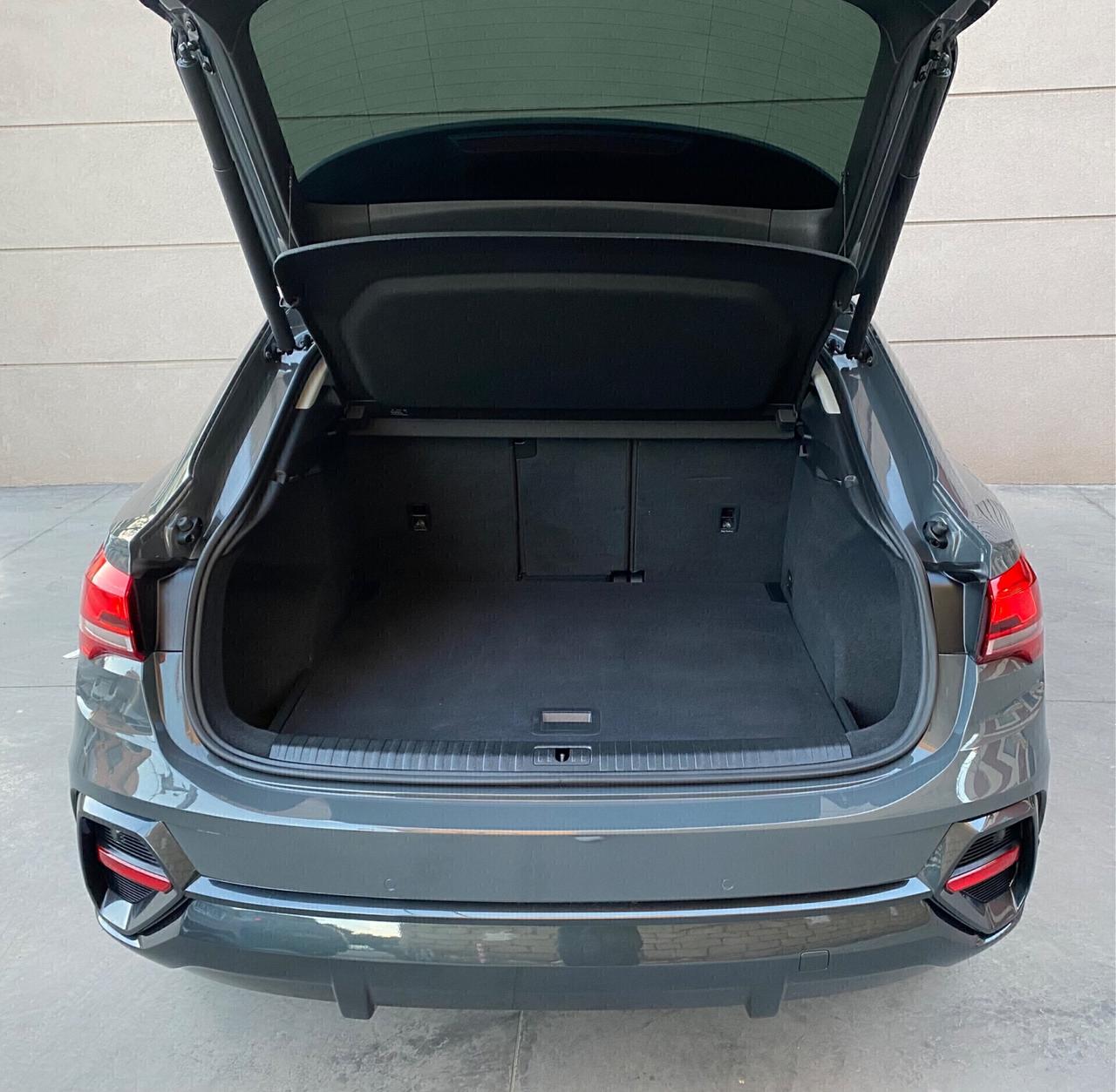 Audi Q3 Sport back 2.0 Diesel