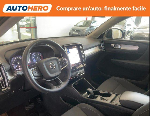 VOLVO XC40 T2 Geartronic Momentum Pro
