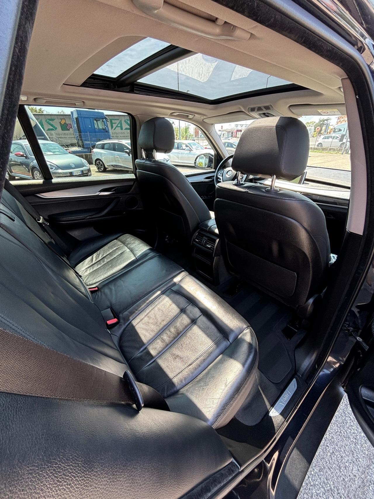 Bmw X5 xDrive30d 258CV Business - 2014