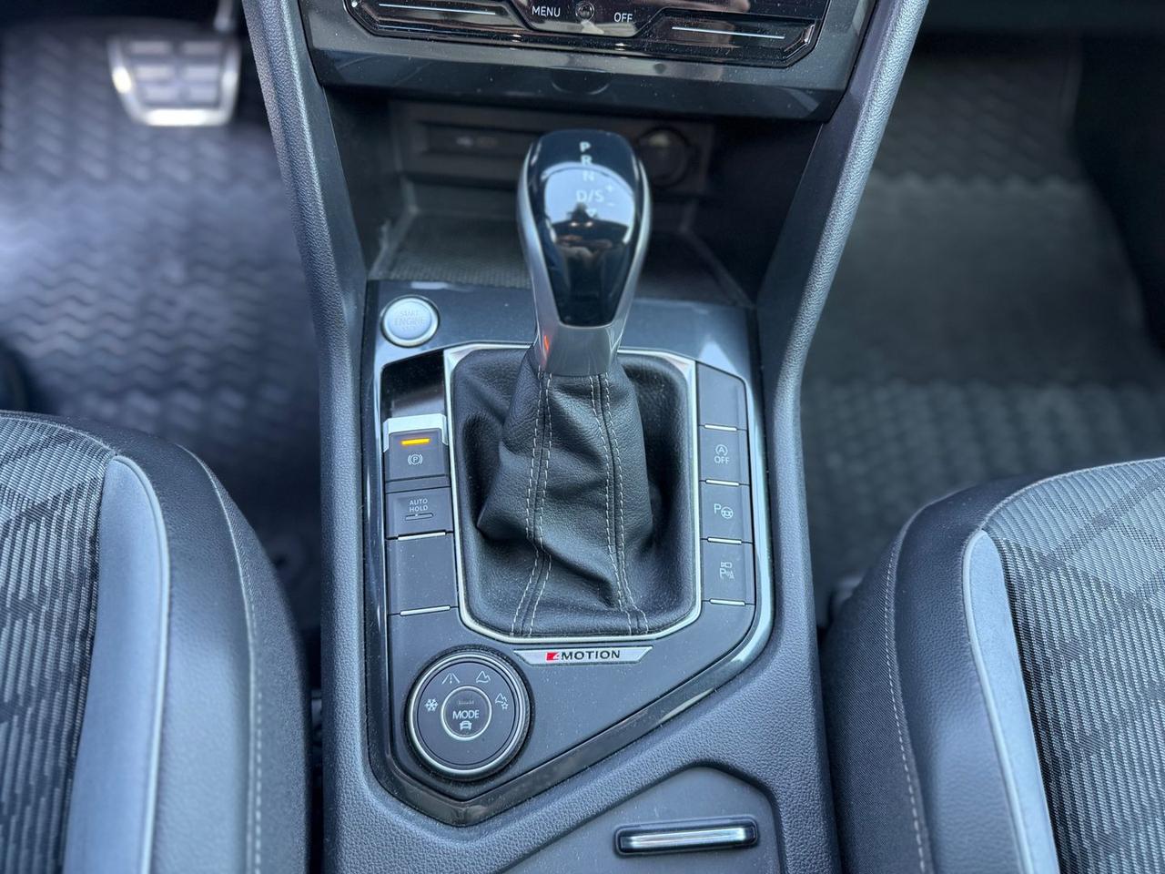 Volkswagen Tiguan R Line 2.0 TDI #11366