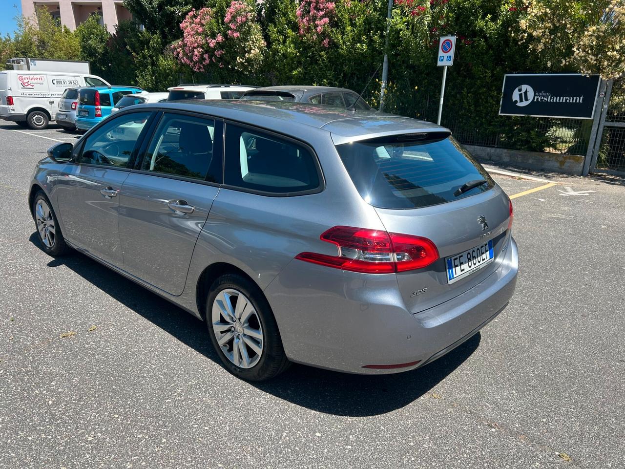 Peugeot 308 BlueHDi 100 S&S Business