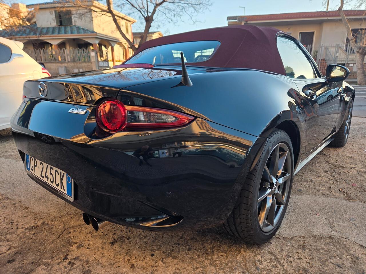 Mazda MX-5 2.0L Skyactiv-G Sport