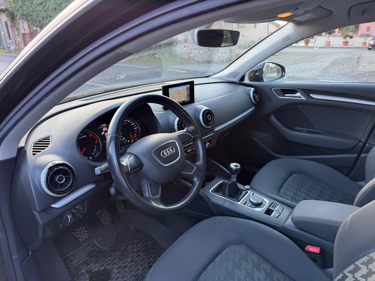 Audi A3 Sportback 1.6 TDI 110cv Tutto incluso - Superprezzo