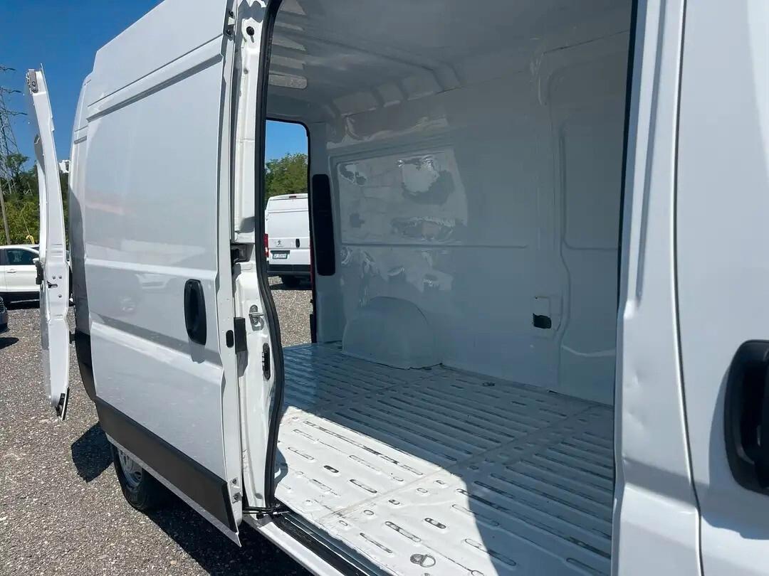 Peugeot Boxer 2.2 BlueHDi 140CV L3H2