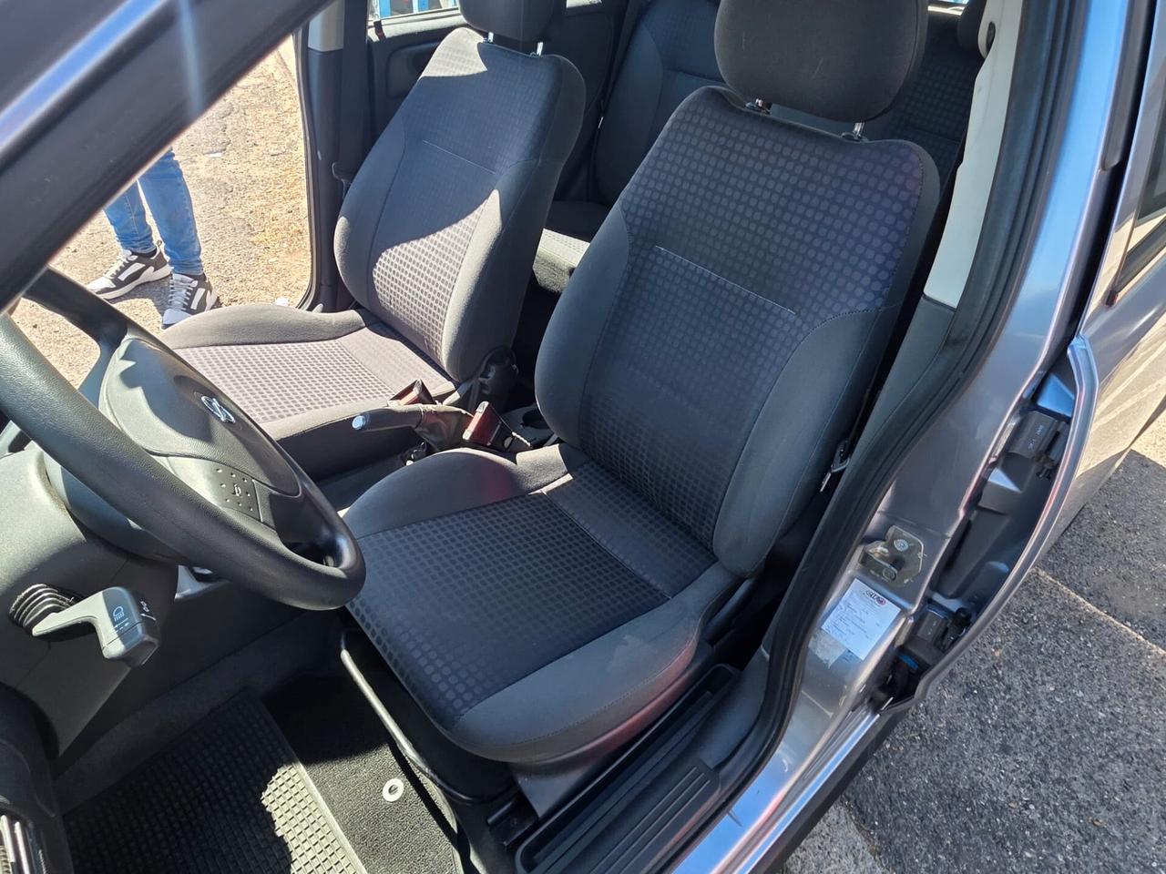 Opel Corsa 1.2i 16V cat 5 porte ASI