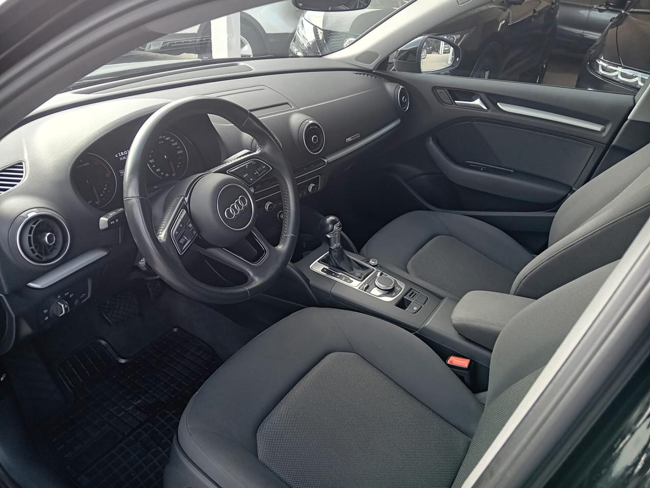 Audi A3 SPB 30 TDI S tronic Business