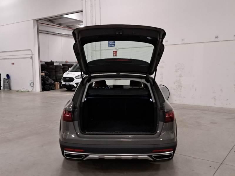 Audi A4 Allroad 50 3.0 TDI mHEV Identity Contrast Quattro Tiptronic
