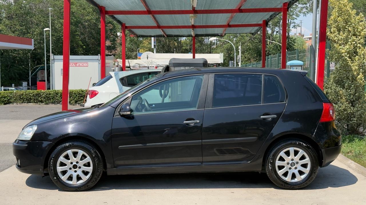 Volkswagen Golf 5 1.6 5p. Comfortline 2005