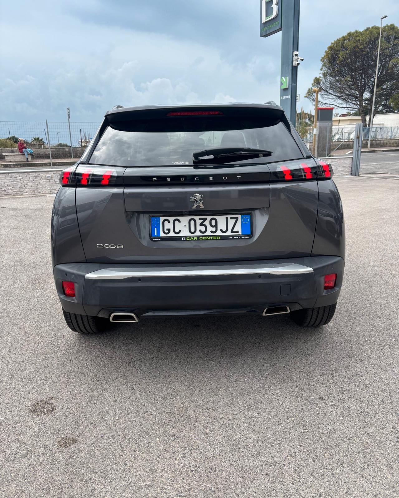 Peugeot 2008 1.2 130HP S&S EAT8 Allure