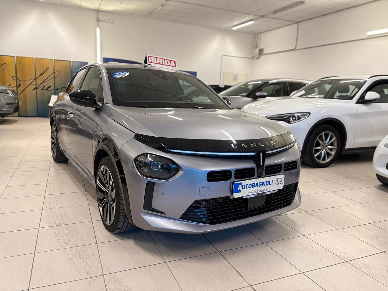 Lancia Ypsilon LX Hybrid 110 e-DCT SPOTICAR