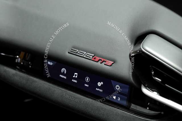 Ferrari 296 GTS |LIFT SYSTEM|APPLE|CARBON+LEDS|RACING SEATS|
