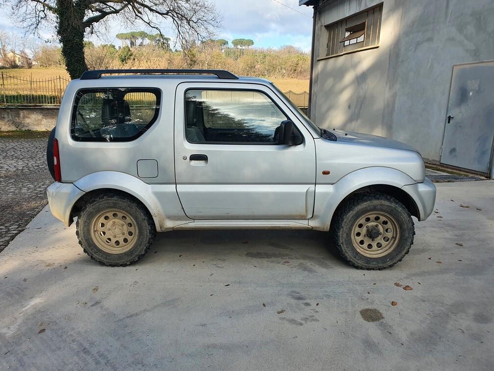 Suzuki Jimny 1.3 16V 4x4 JLX GPL