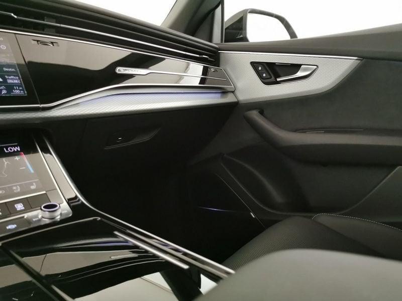 Audi Q8 3.0 tdi mhev S line edition quattro 286cv tiptronic