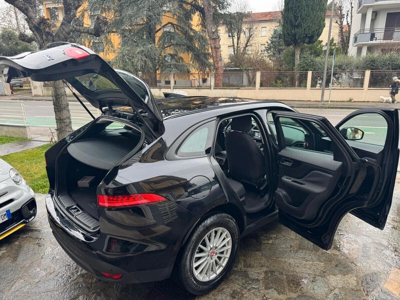 JAGUAR F-PACE 2.0 D 180cv AWD AUT. PRESTIGE