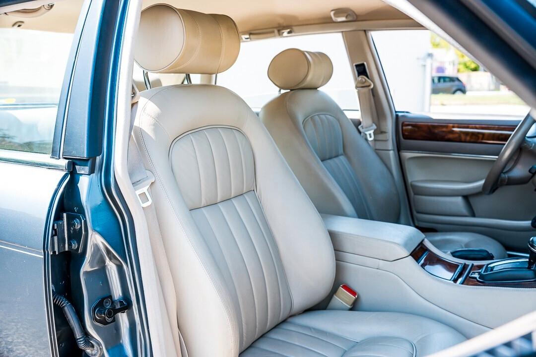 Jaguar XJ XJ6 3.2 cat